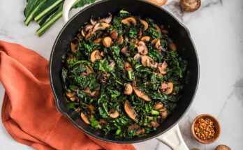 balsamic-kale-and-mushroom-saute