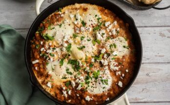 easy-chickpea-shakshuka-recipe
